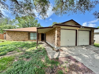 4410 Lakebend Dr W, San Antonio, TX 78244