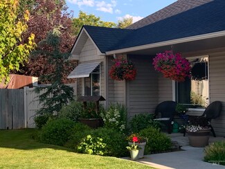 494 E Red Bud Ct, Kuna, ID 83634