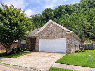 1017 Castlemaine Dr, Birmingham, AL 35226