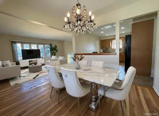 216 Hill Ave, Elmont, NY 11003