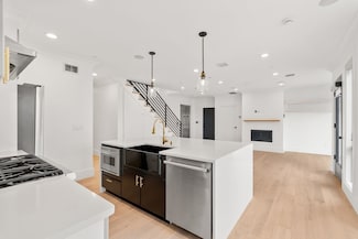 148 W 9th St Unit 7, Boston, MA 02127