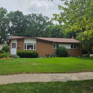 986 Watson Dr, Saline, MI 48176