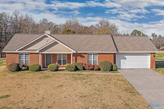 308 Earnhardt Dr, New Market, AL 35761