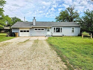 1430 E 26th Ave, Hutchinson, KS 67502