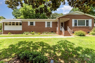 839 Montford Dr, Charlotte, NC 28209