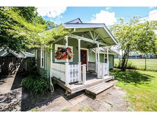 131 N Grand St, Eugene, OR 97402
