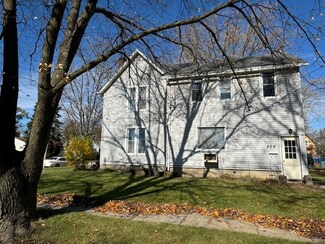 905 Market St, Dekalb, IL 60115