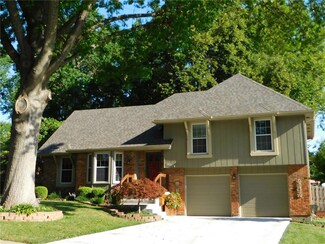 7812 W 90th Terrace, Overland Park, KS 66212