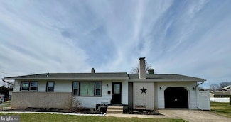 13 Nissley Dr, Middletown, PA 17057