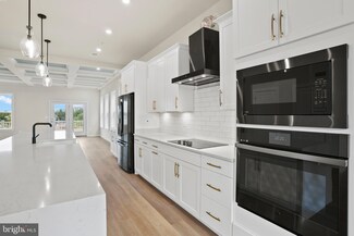 16136 Connors Way, Rockville, MD 20855