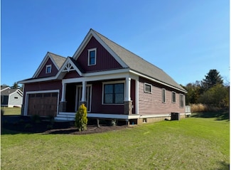 15 Edgewater Dr, Brentwood, NH 03833