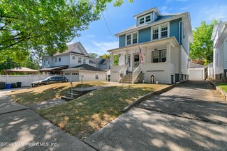 14 Clinton Place, Staten Island, NY 10302