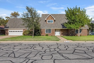 1702 Cessna Dr, Midland, TX 79705