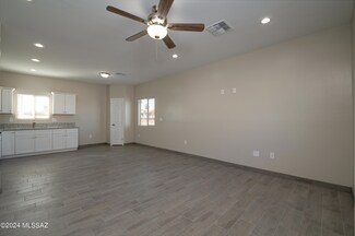 901 E 37th St, Tucson, AZ 85713