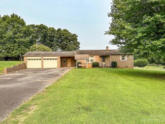 5 N Wallace Ln Unit 68-71, 1/2 of 67, Hiddenite, NC 28636