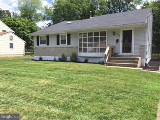 125 Hollyoke Rd, Somerdale, NJ 08083