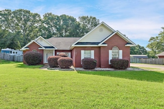 107 Fountain Crest Dr, Enterprise, AL 36330