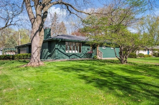 1901 Rhode Island Ave N, Golden Valley, MN 55427