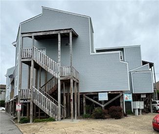 1326 W Ocean View Ave Unit A, Norfolk, VA 23503