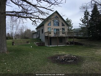 N7954 Island View Ln, Crivitz, WI 54114