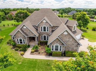 523 Sonoma Cir, Fayetteville, AR 72703