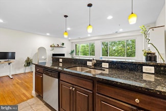 804 Taylor St NW Unit 403, Washington, DC 20011