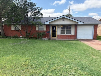 5211 46th St, Lubbock, TX 79414