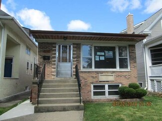 4540 N Kildare Ave, Chicago, IL 60630