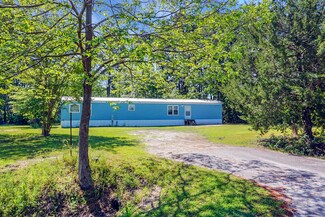 106 General Washington Blvd, Bonneau, SC 29431