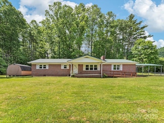 767 Brushy Creek Rd, Spruce Pine, NC 28777