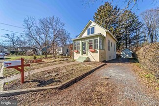 12 Berrien Ave, Princeton Junction, NJ 08550