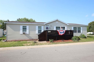 6685 M-66 N Unit 112, Charlevoix, MI 49720