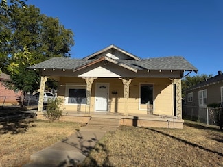 2206 Chestnut Ave, Fort Worth, TX 76164