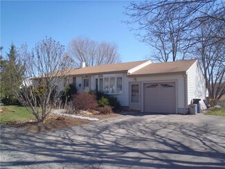 120 Eagle Rd, Cranston, RI 02920