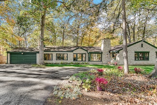 23466 N Elm Rd, Lincolnshire, IL 60069