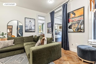 137 W 12th St Unit 3-3, New York, NY 10011