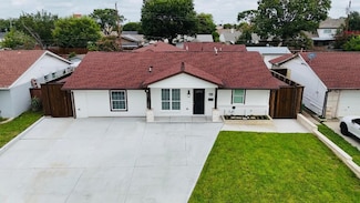 1909 Hilltop Dr, Carrollton, TX 75006