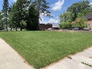 109 E 6th St, Marshfield, WI 54449