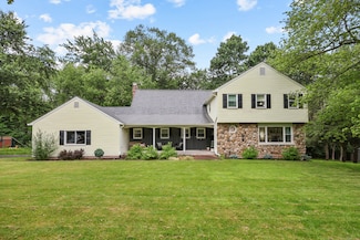 195 Orchard Hill Dr, South Windsor, CT 06074