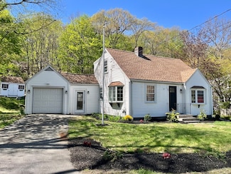 69 Brookside Rd, Braintree, MA 02184