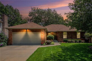 10211 Hauser St, Lenexa, KS 66215