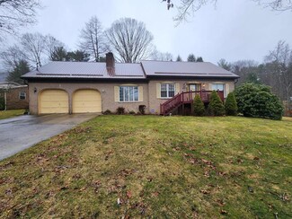 206 Dan Mont Vista, Daniels, WV 25832