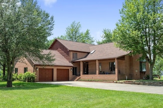 1178 London Rd, West Jefferson, OH 43162