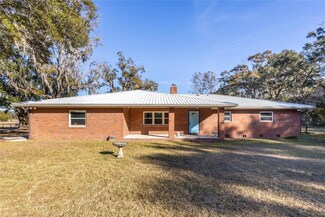 5651 NE 212th Ct, Williston, FL 32696