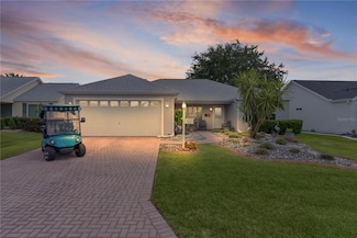 1305 Guerra Ave, Lady Lake, FL 32159