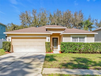 2339 Foxtree Rd, Tavares, FL 32778