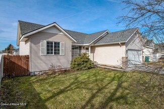 2826 E Ferry Landing Ave, Post Falls, ID 83854