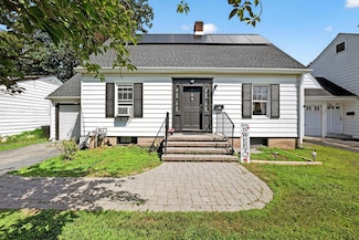 29 Washington St, Cornwall On Hudson, NY 12520