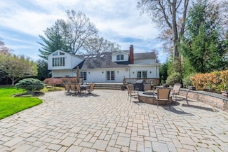 38 Farley Place, Allendale, NJ 07401