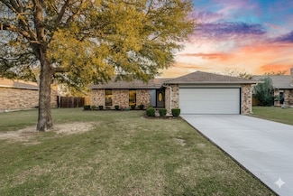 2732 Mistywood Ln, Denton, TX 76209
